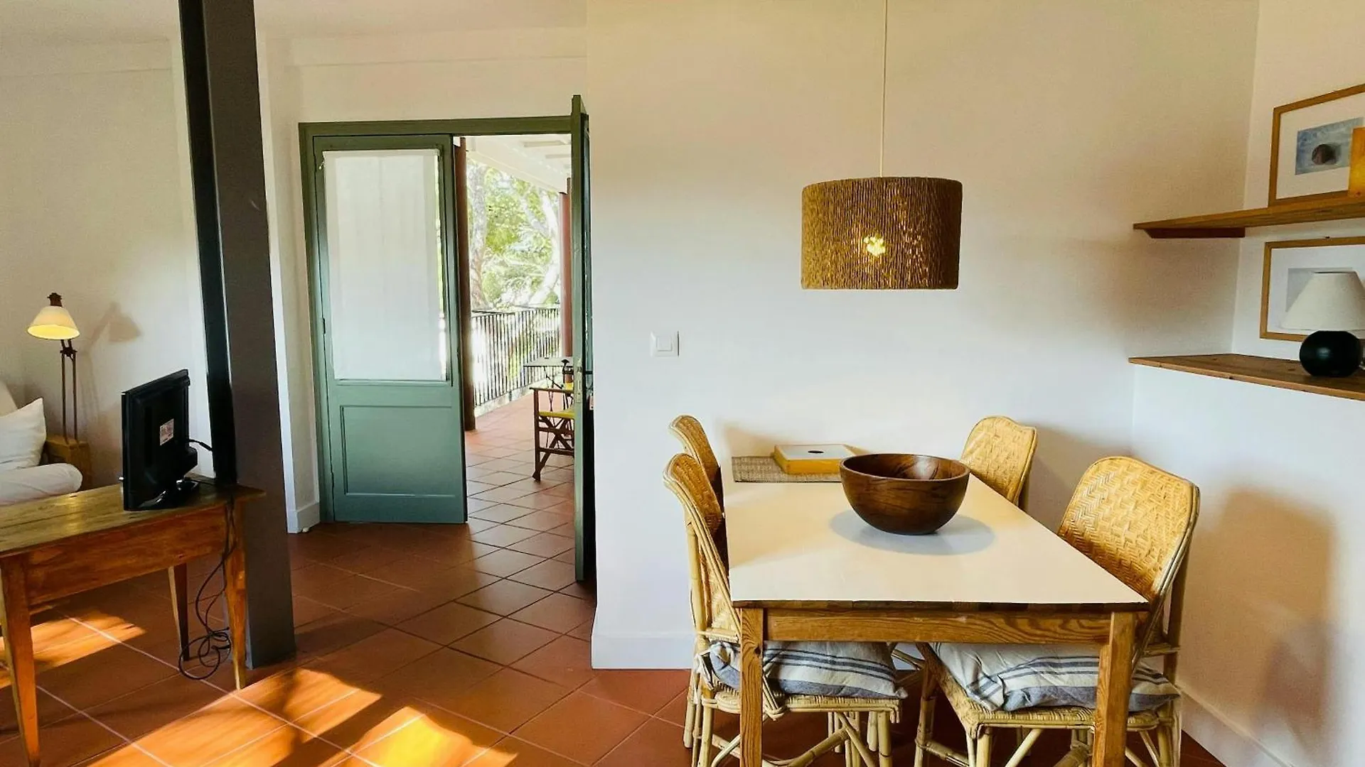 شقة T3 - Charming Seaside Escape With Stunning Views تاماريو 0*,
